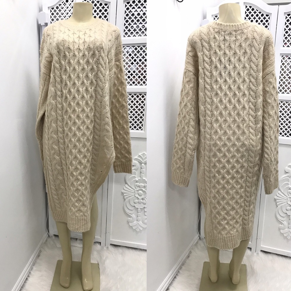 Nasty Gal J.O.A.Rutherford Cableknit Sweater - Picture 3 of 6